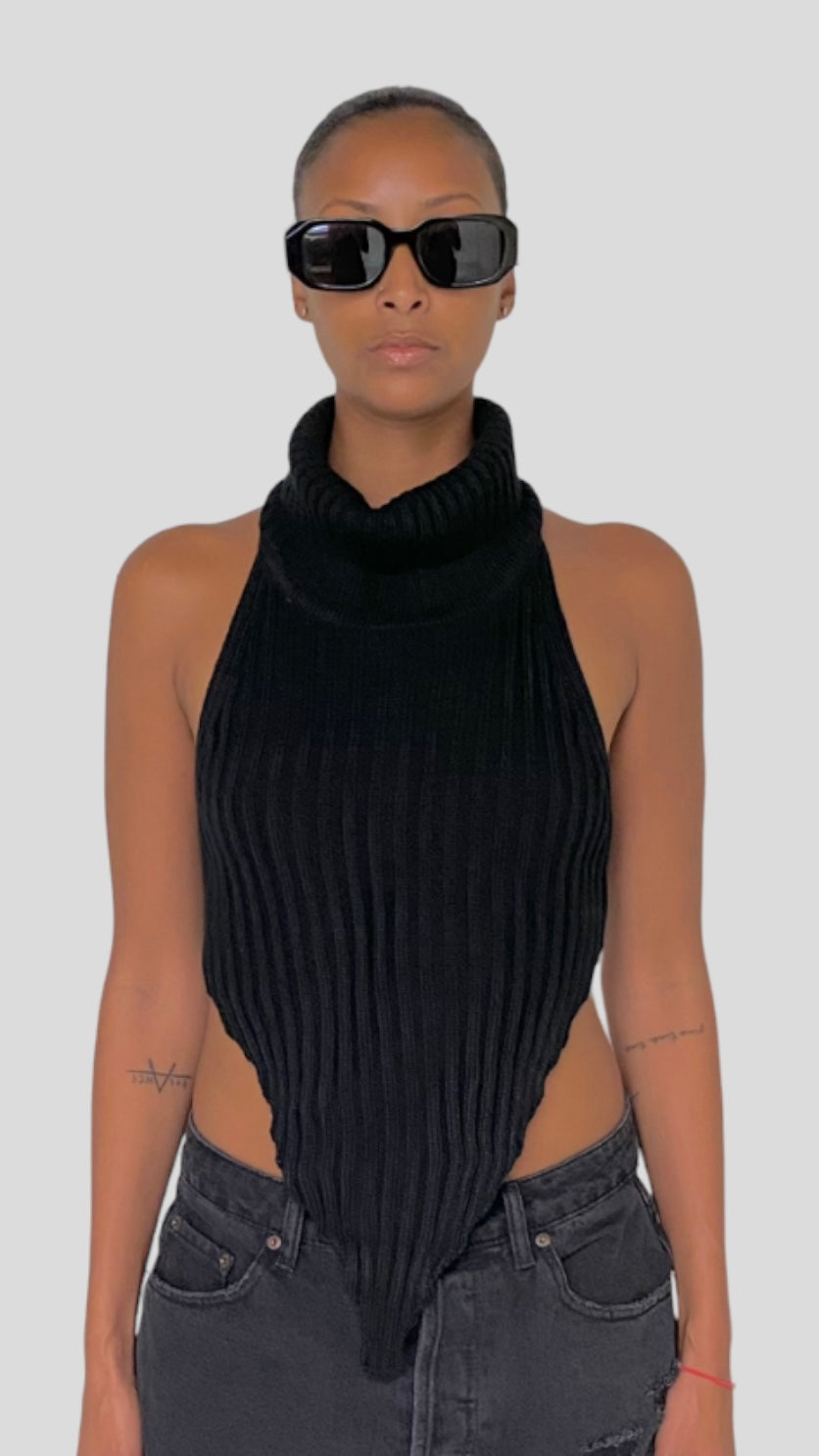 NOIR RIBBED KNIT HALTER